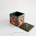 باکس چوبی درب‌دار طرح قاجار