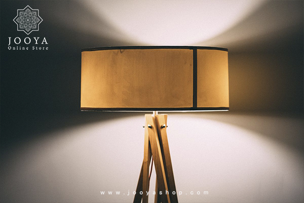 آباژور ایستاده پایه چوبی