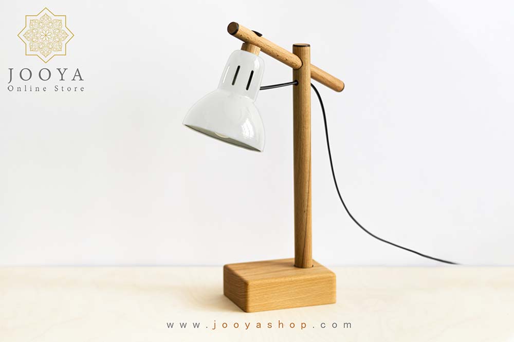 چراغ مطالعه چوبی سفید چراغ مطالعه چوبی سفید کِلارن