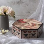 جعبه چوبی تقسیم دار شش ضلعی مدل پروانه