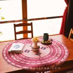 رومیزی گرد طرح سینتیا با بهترین طراحی