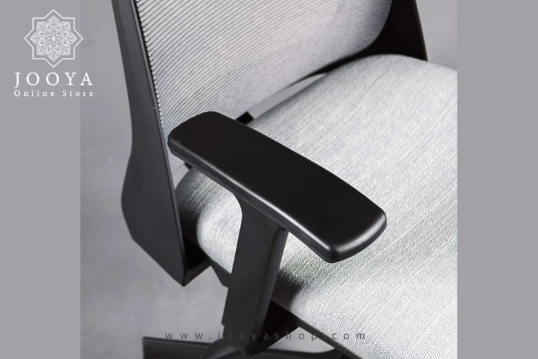 قیمت و خرید صندلی کارشناسی لیو مدل i81 dz در جویا
