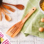 کفگیر چوبی شیادار آیسا رنگ ۱