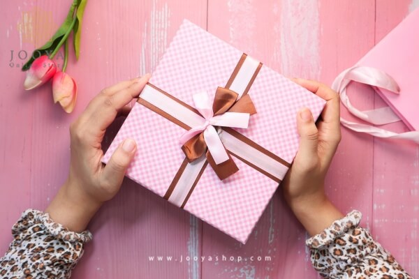 10 معیار انتخاب هدایای جذاب خانم ها و دخترها