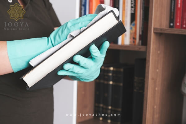 روش ها و ترفندهای تمیز کردن قفسه کتاب و کتابخانه که باید به یاد داشته باشید