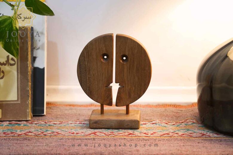 مجسمه چوبی گفتگو طرح 2