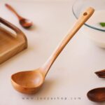 ملاقه چوبی نیشا
