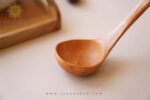 خرید و قیمت ملاقه چوبی نیشا