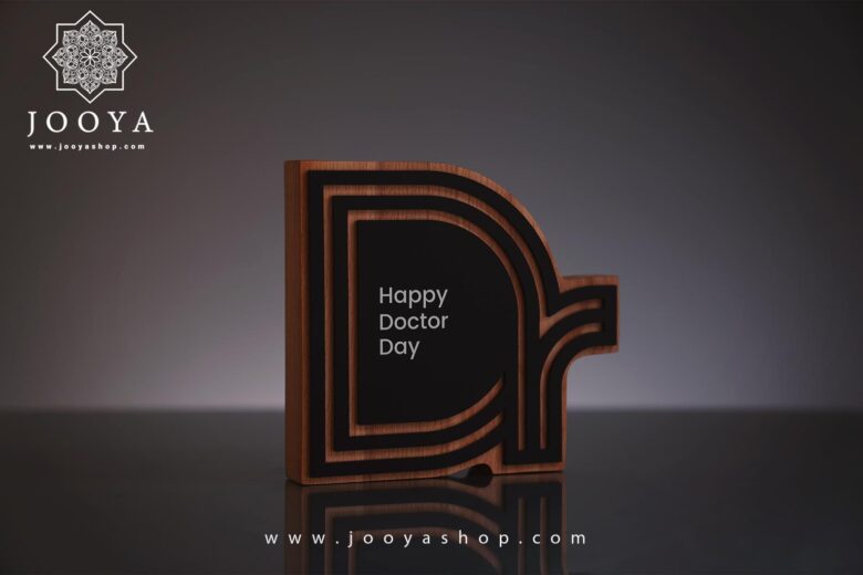 خرید و قیمت تندیس پزشک در جویا